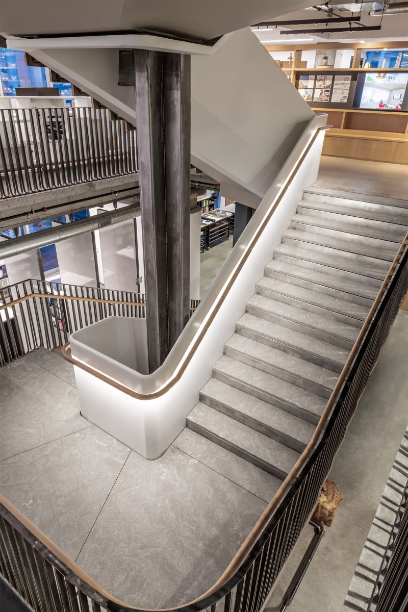 Little Charlotte Office Monumental Stair-03.jpg