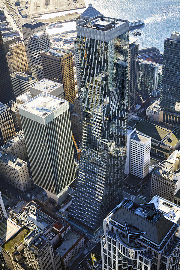 2 - Rainier Square in downtown Seattle - Photo by Moris Moreno.jpg