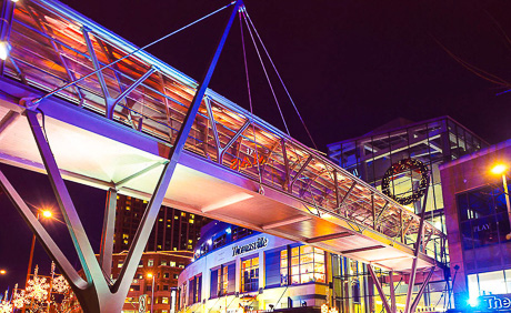 Lincoln Square Bellevue Way Skybridge