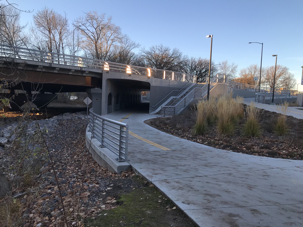 Broadway Avenue Bridge_2.jpg